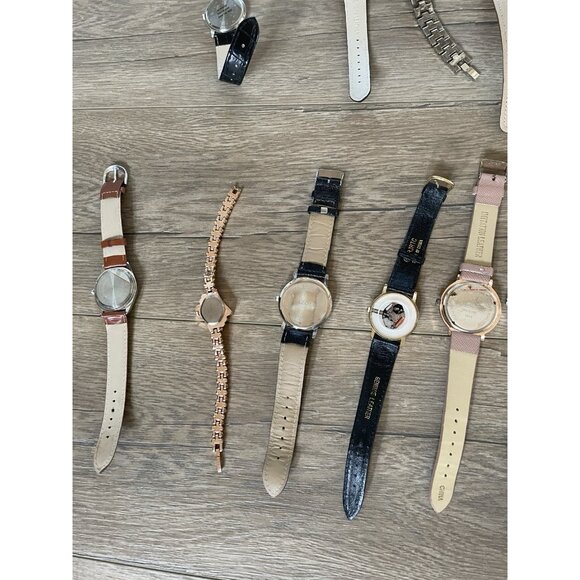Watch Lot Of 25 Watches Womens Mens For Parts Or Repair Only Not Working AS IS main image 9